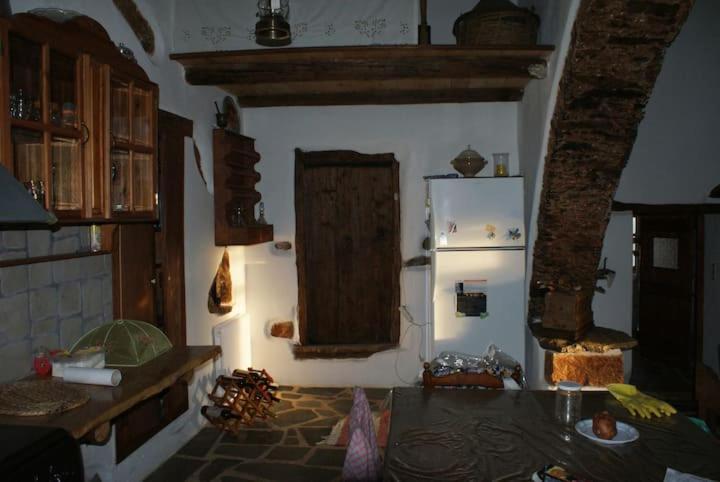 Afrodite'S House-Restaurated Oil Factory Agia  Esterno foto