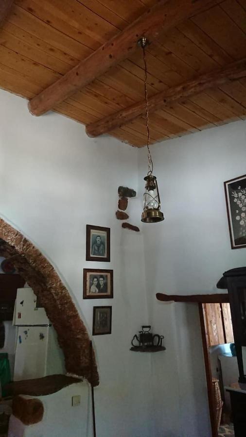 Afrodite'S House-Restaurated Oil Factory Agia  Esterno foto